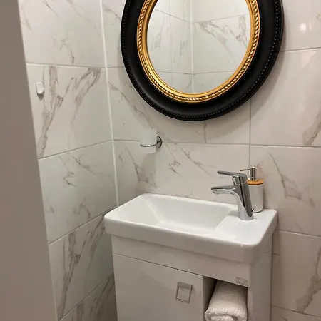 Apartment Old